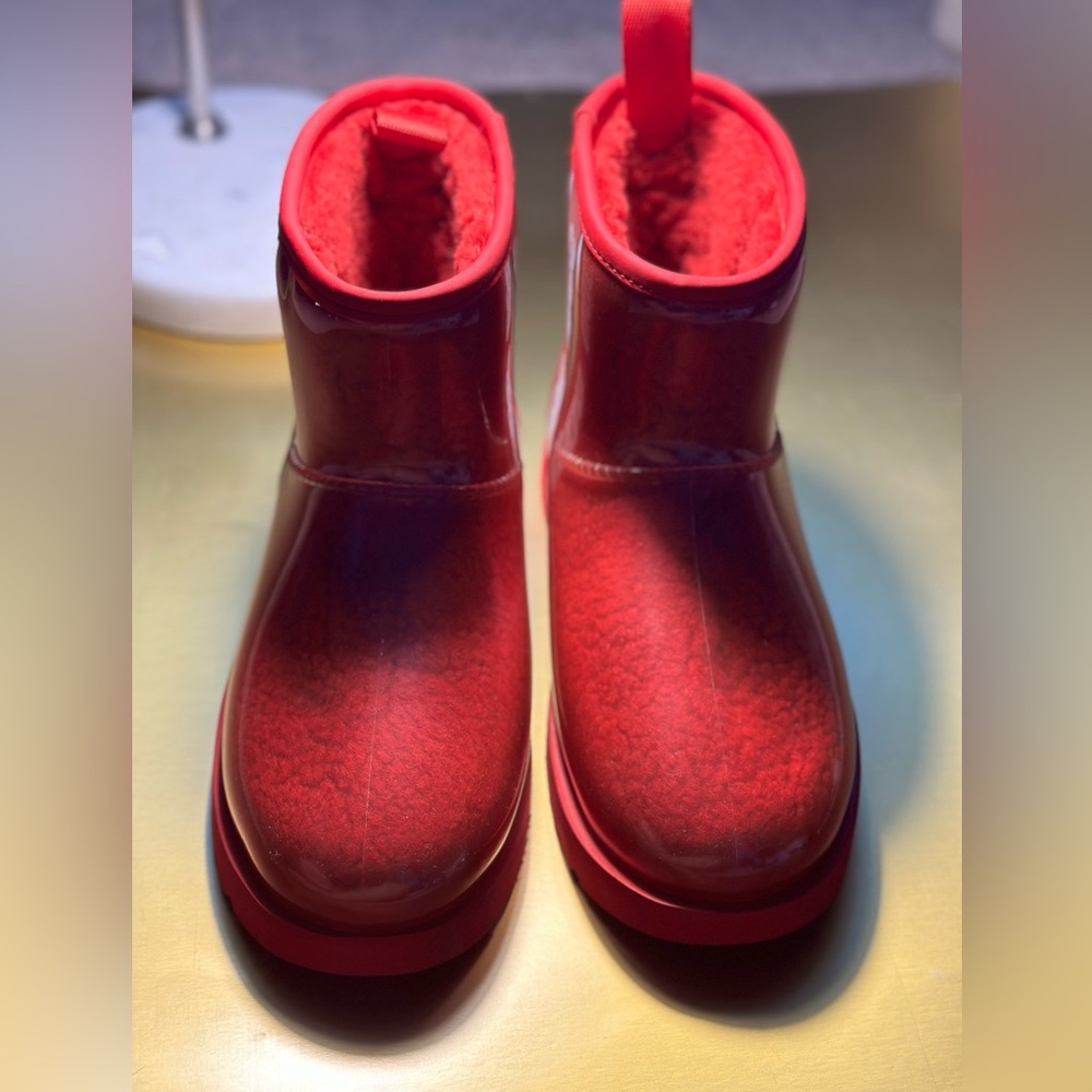 Ugg Classic Clear Mini Sheepskin Boots Waterproof- Red